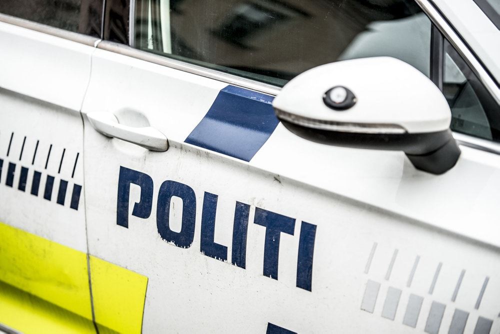 Sdie af politibil