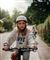 Teenager på cykel