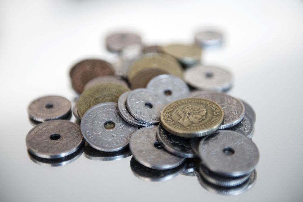 mønter på et bord