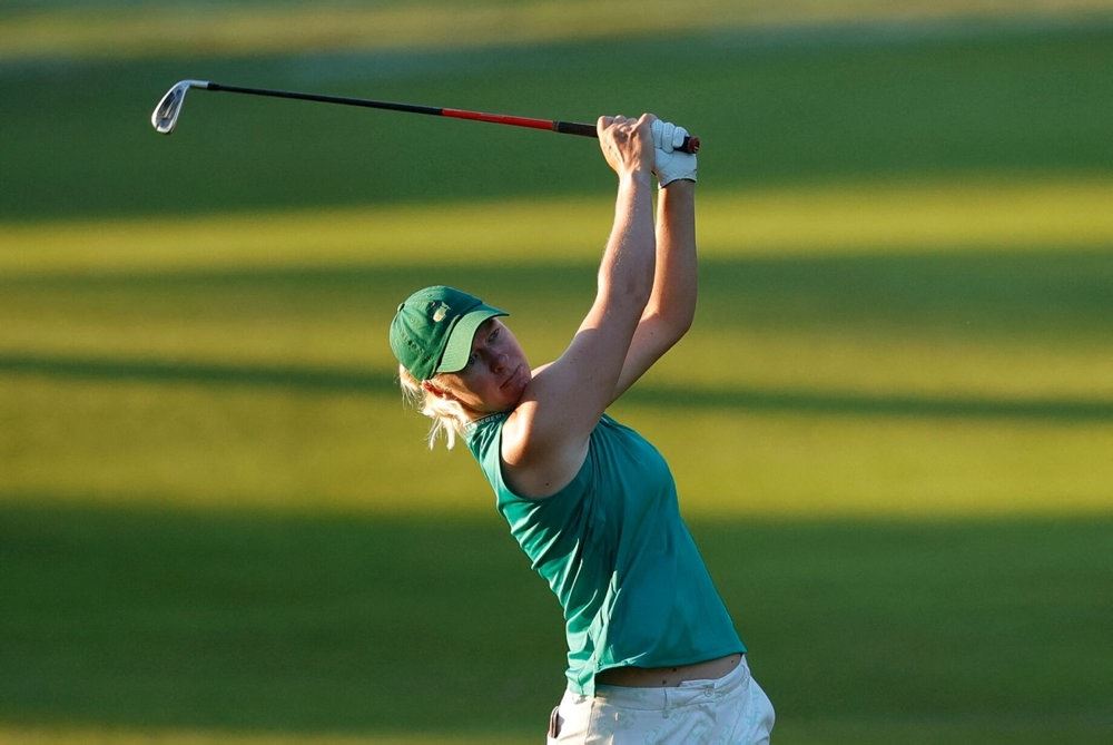 kvindelig golfspiller