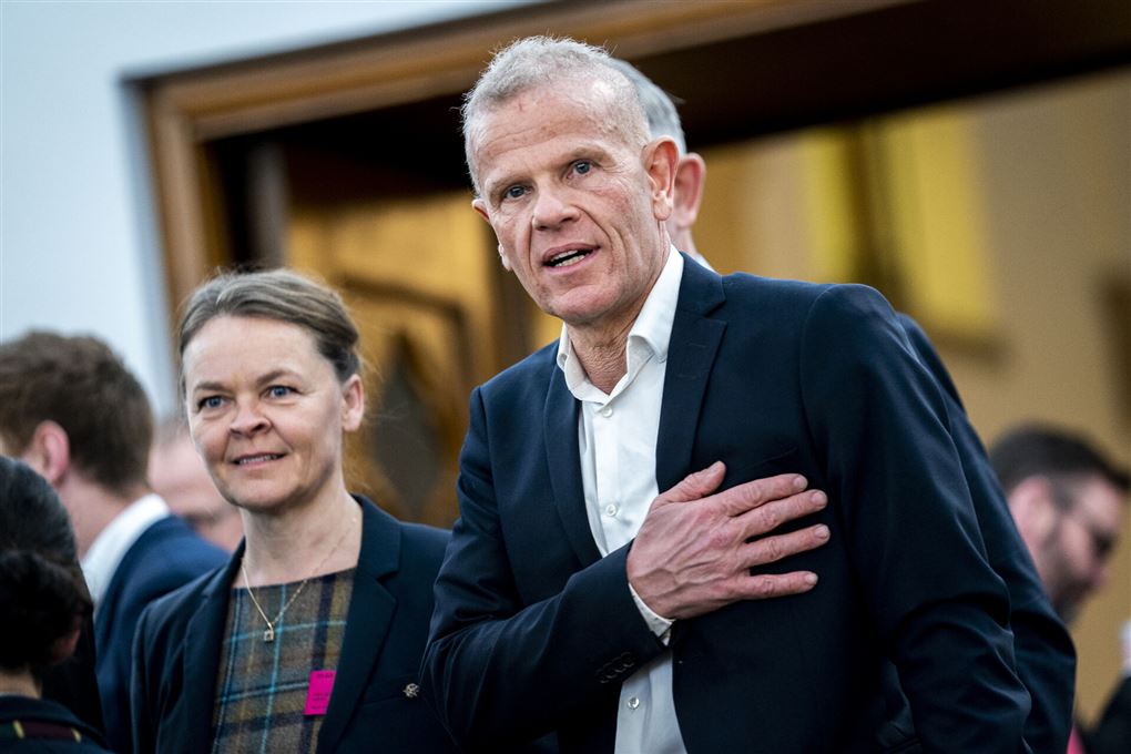 Lars Findsen i hvid skjorte