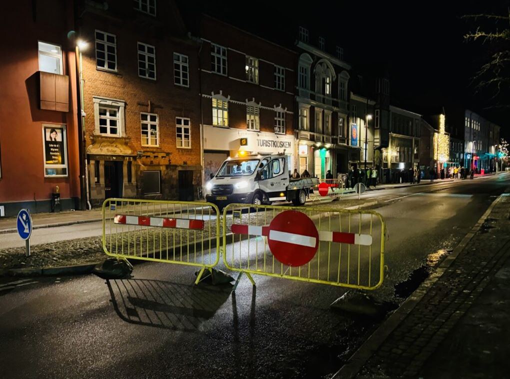 en gade er afpærret