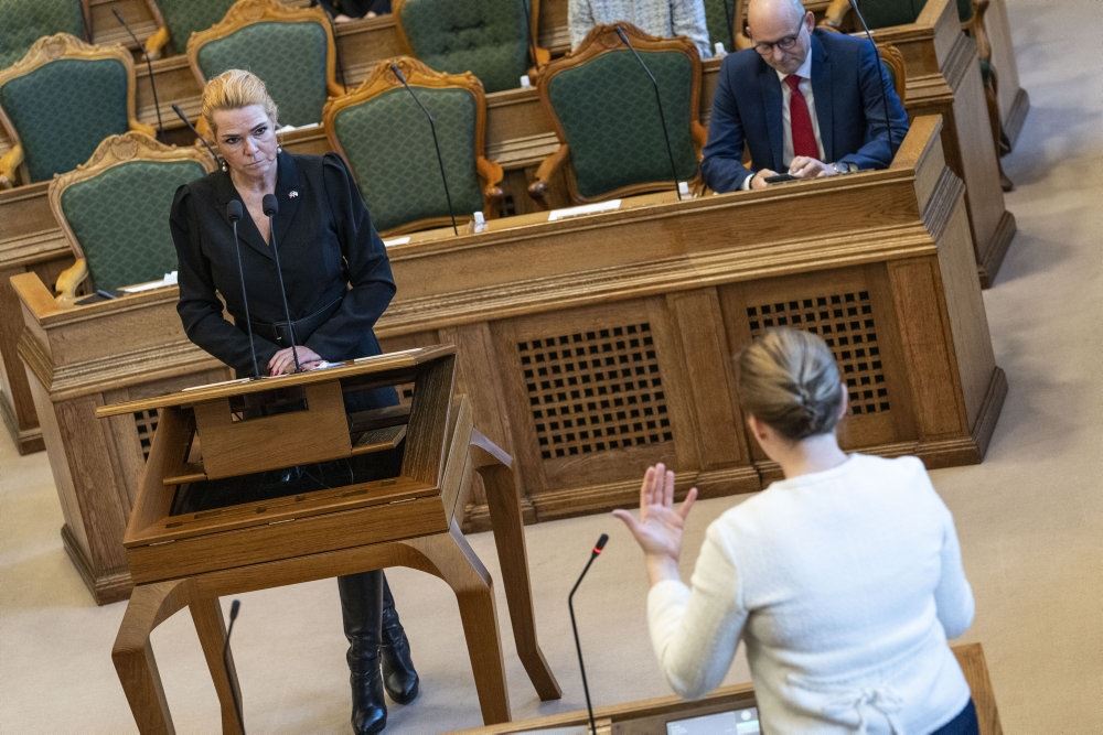 Mette Frederiksen og Inger Støjberg i Folketinget