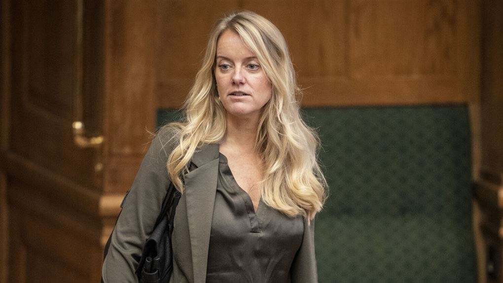 en kvindelig politiker