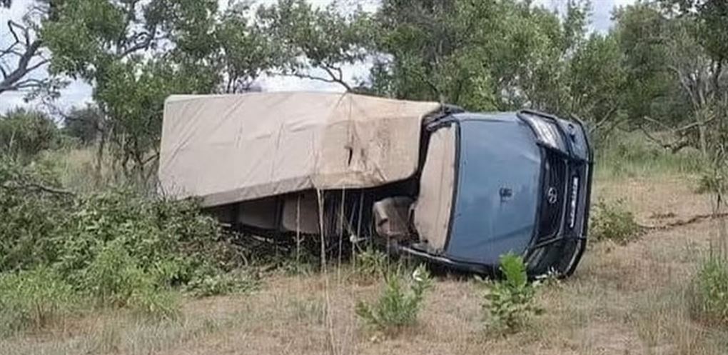 en væltet bus