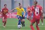 Kvinder spiller fodbold