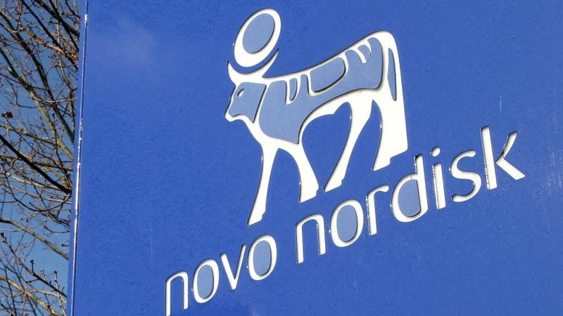 logo i blåt med Novo Nordisk