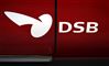Døren til et s-tog påtrykt DSB-logo