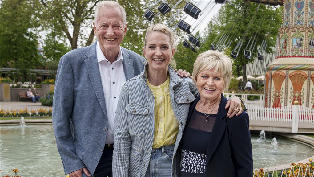 annette heick mellem sine forældre