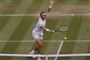 en tennisspiller i aktion