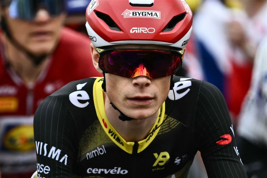 en cykelrytter med solbriller