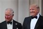 kong charles og donald trump poserer 