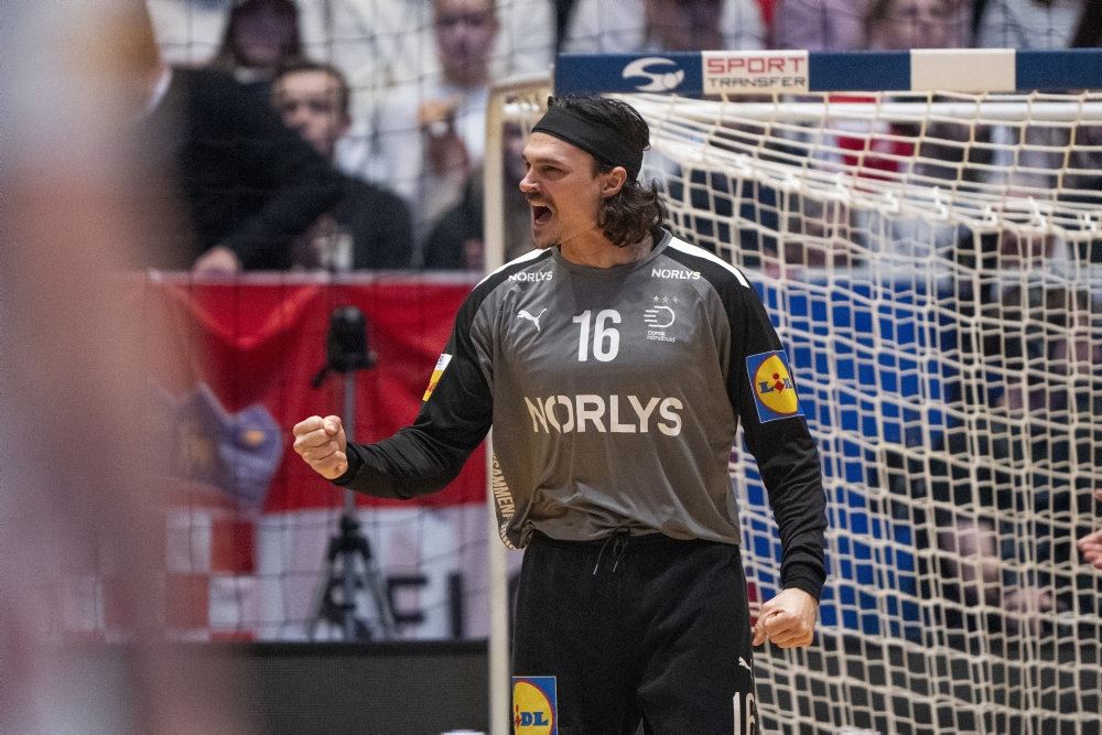 Jannick Green jubler i målet efter en redning
