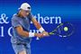 en tennisspiller i aktion