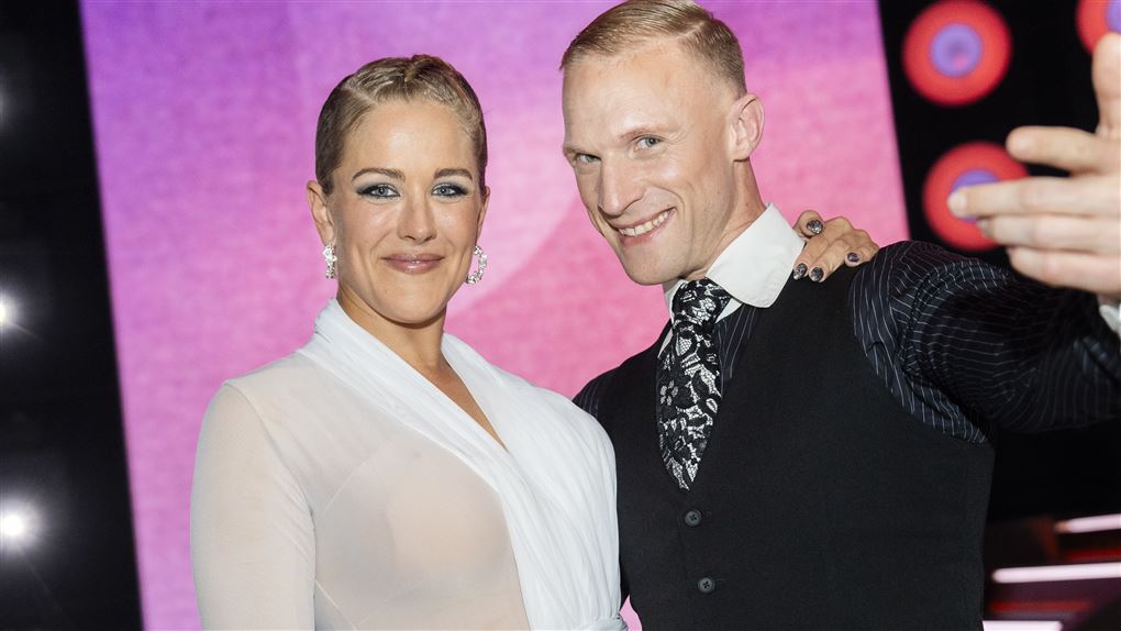 mand og kvinde i danseoutfit
